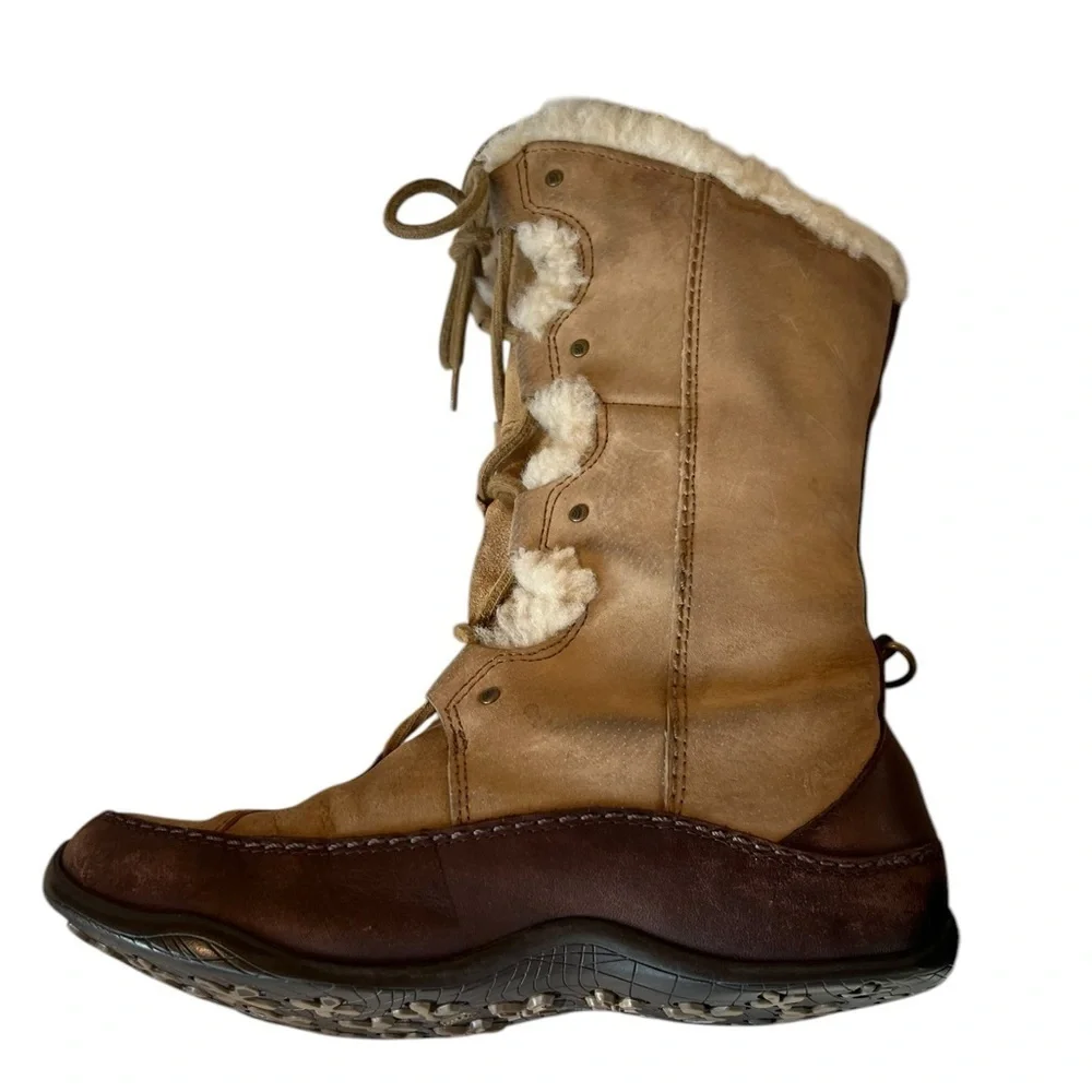 The North Face Tan and Brown Winter Boots with Fur Trim Size 6.5